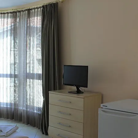 стела Царево