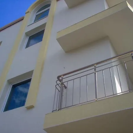 Guest house Stela *