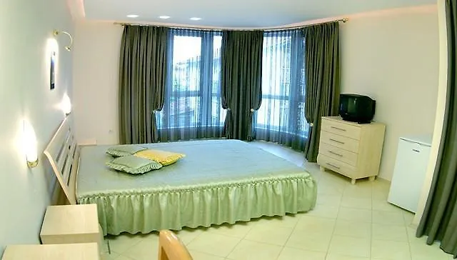 Stela Guest house 3*