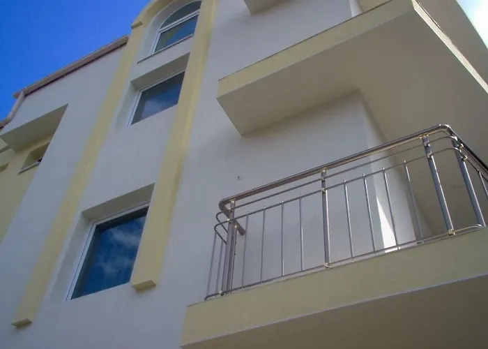 Guest house Stela 3*